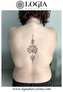 tatuaje-espalda-geometrico-Logia-Barcelona-Dasly-06    